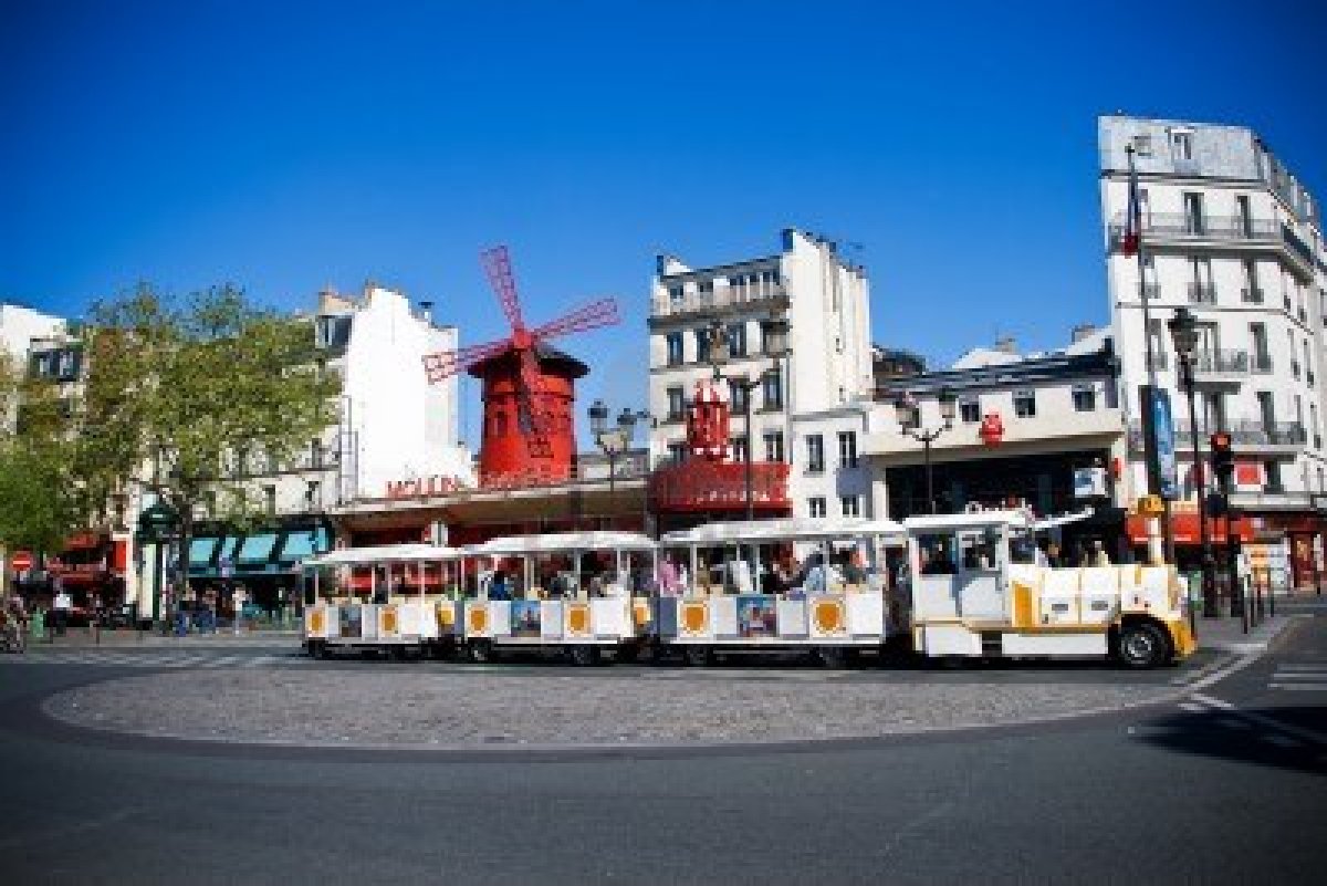 Мулен Руж знаменитое парижское кабаре на Монмартре