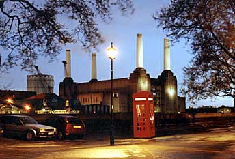 Ныне бездействующая электростанция. Памятник Pink Floyd?